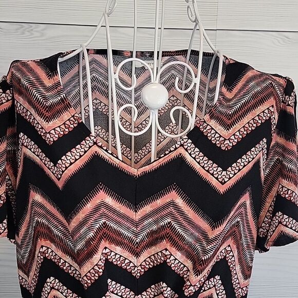Maurices summer casual short sleeved top Women's Size M - Picture 2 of 11